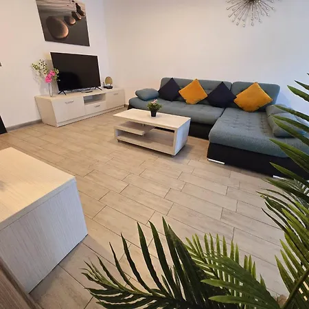 Apartment Superb Seaside Indoor Swimming Pool *